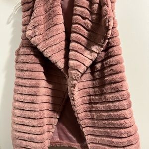 THML Faux fur vest - dusty pink